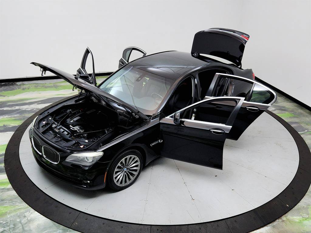 Used 2012 BMW 740i RWD image 35
