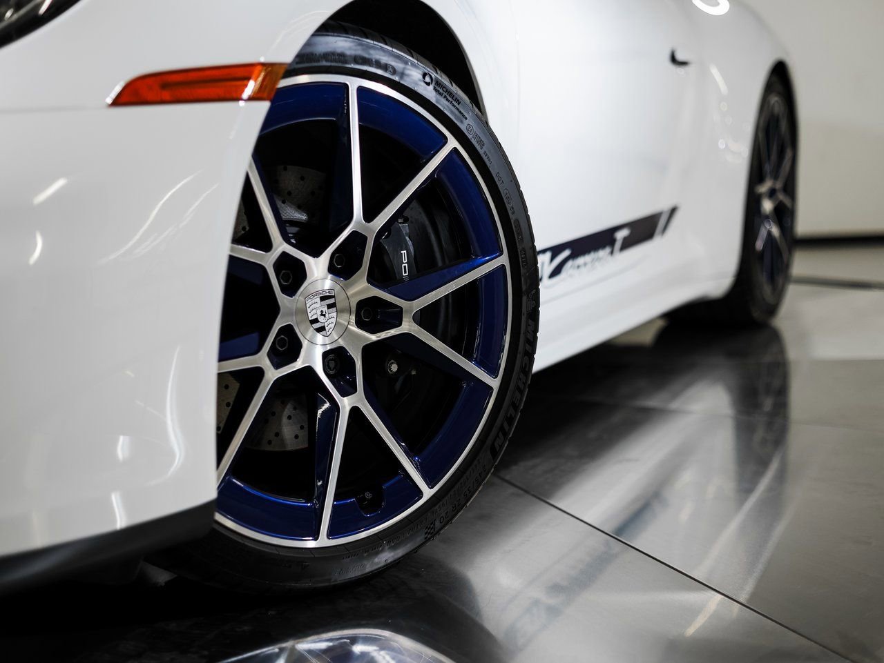 New 2026 Porsche 911 Carrera T image 12