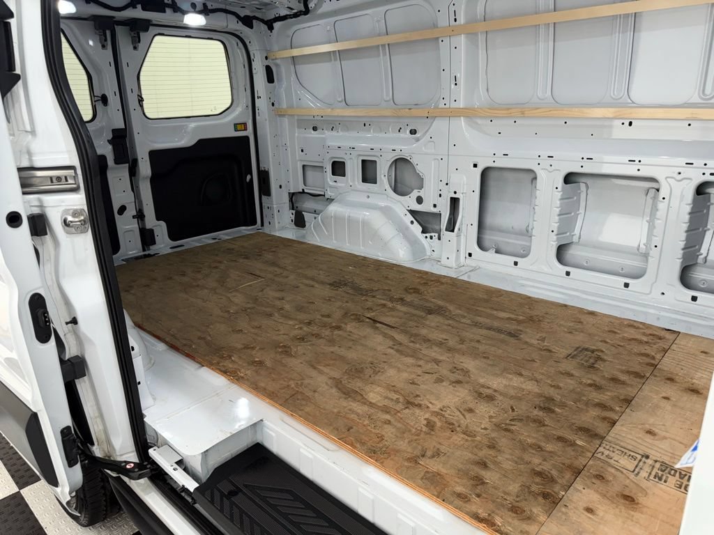 Used 2024 Ford Transit 250 Low Roof RWD image 16