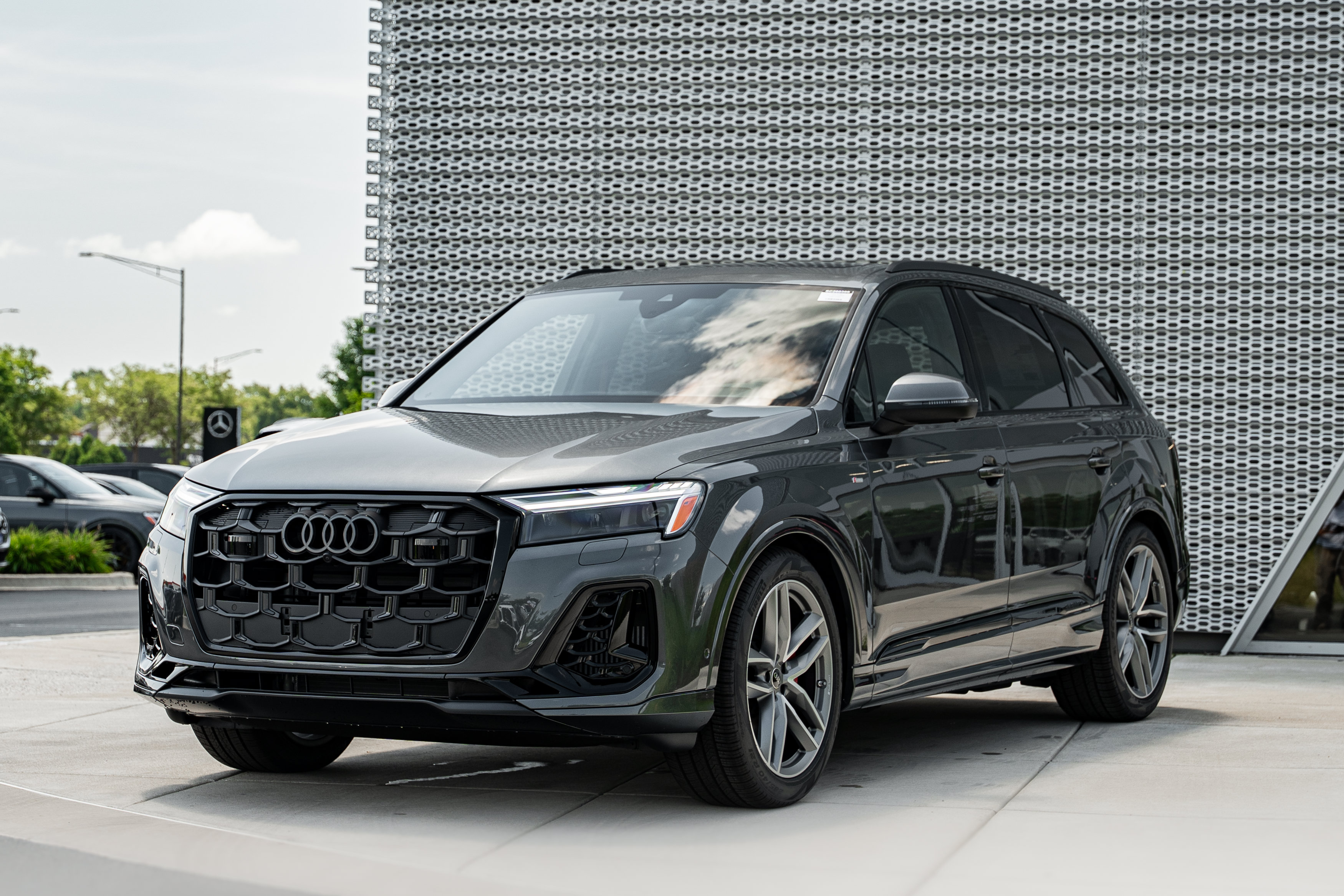 New 2026 Audi Q7 3.0T Prestige AWD/4WD image 7