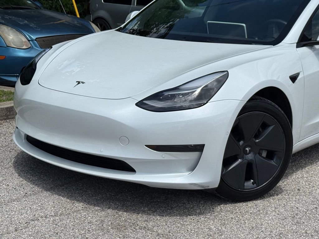 Used 2021 Tesla Model 3 Standard Range Plus RWD image 2