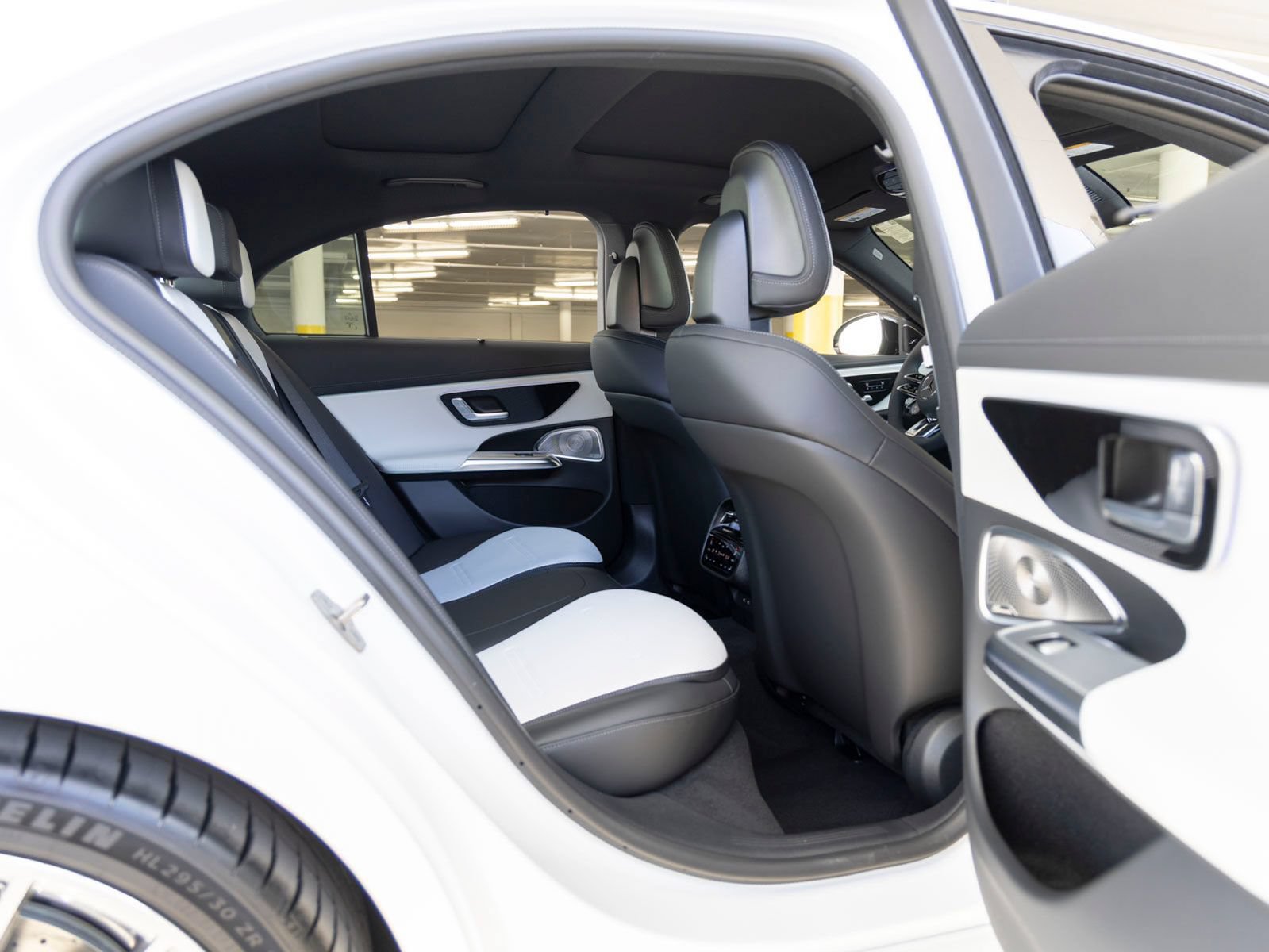 New 2027 Mercedes-Benz E 53 AMG e 4MATIC Sedan image 26