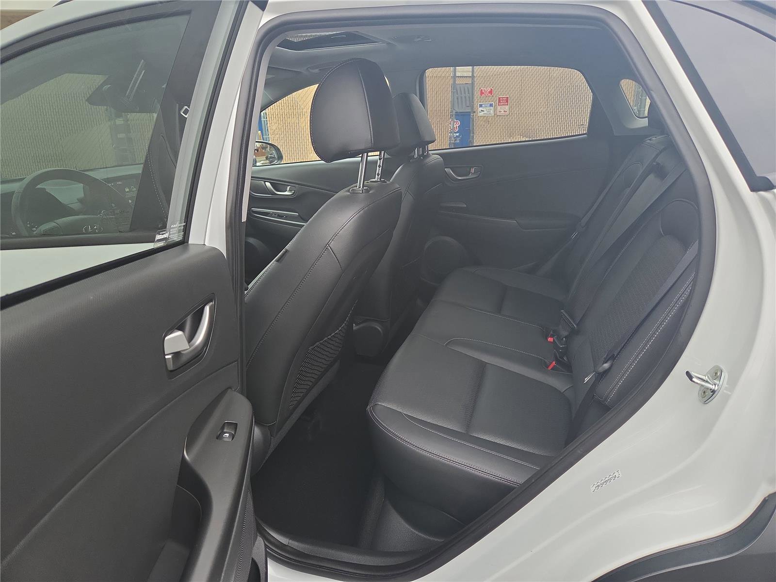 Used 2021 Hyundai Kona Limited w/ Cargo Package image 25