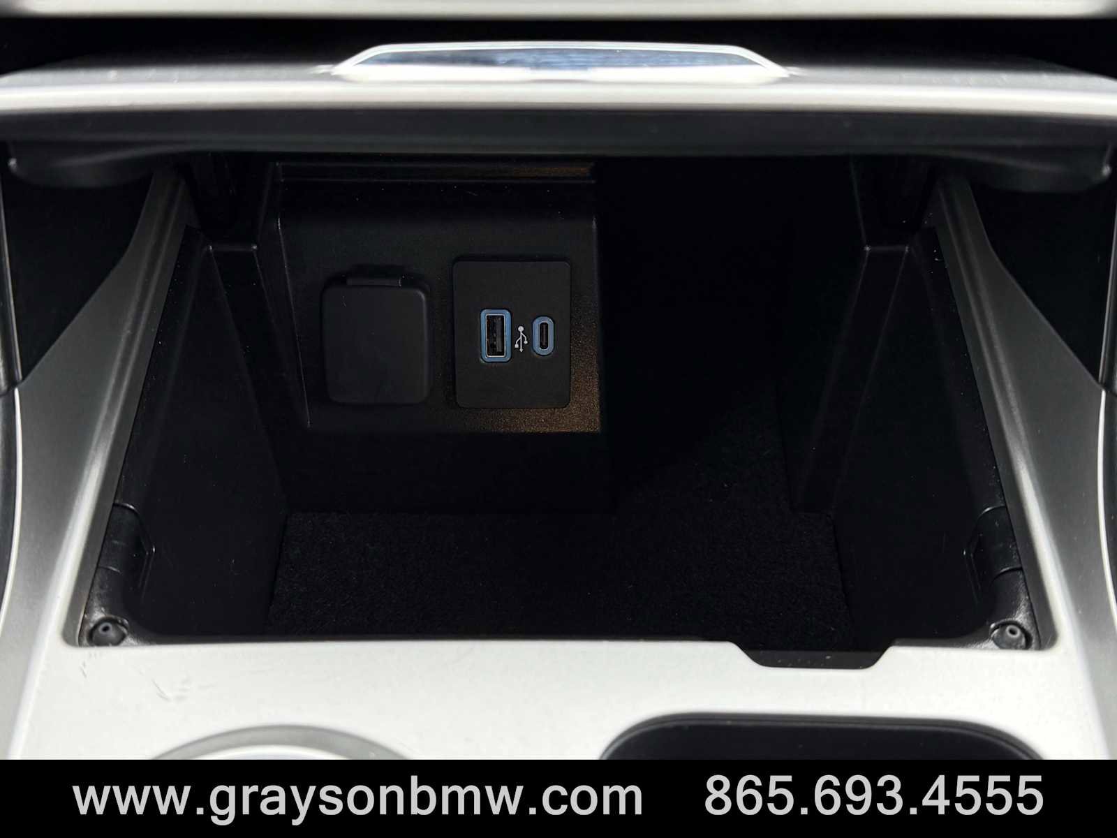 Used 2022 Ford Explorer XLT image 20