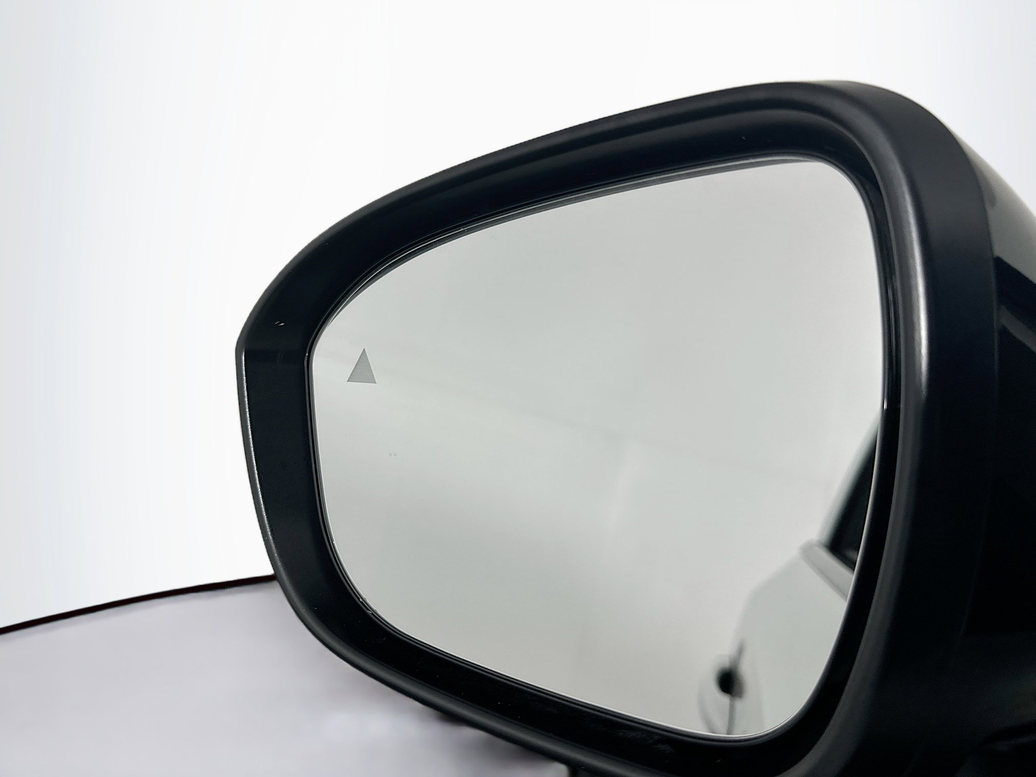 Used 2023 Nissan Ariya FWD image 16