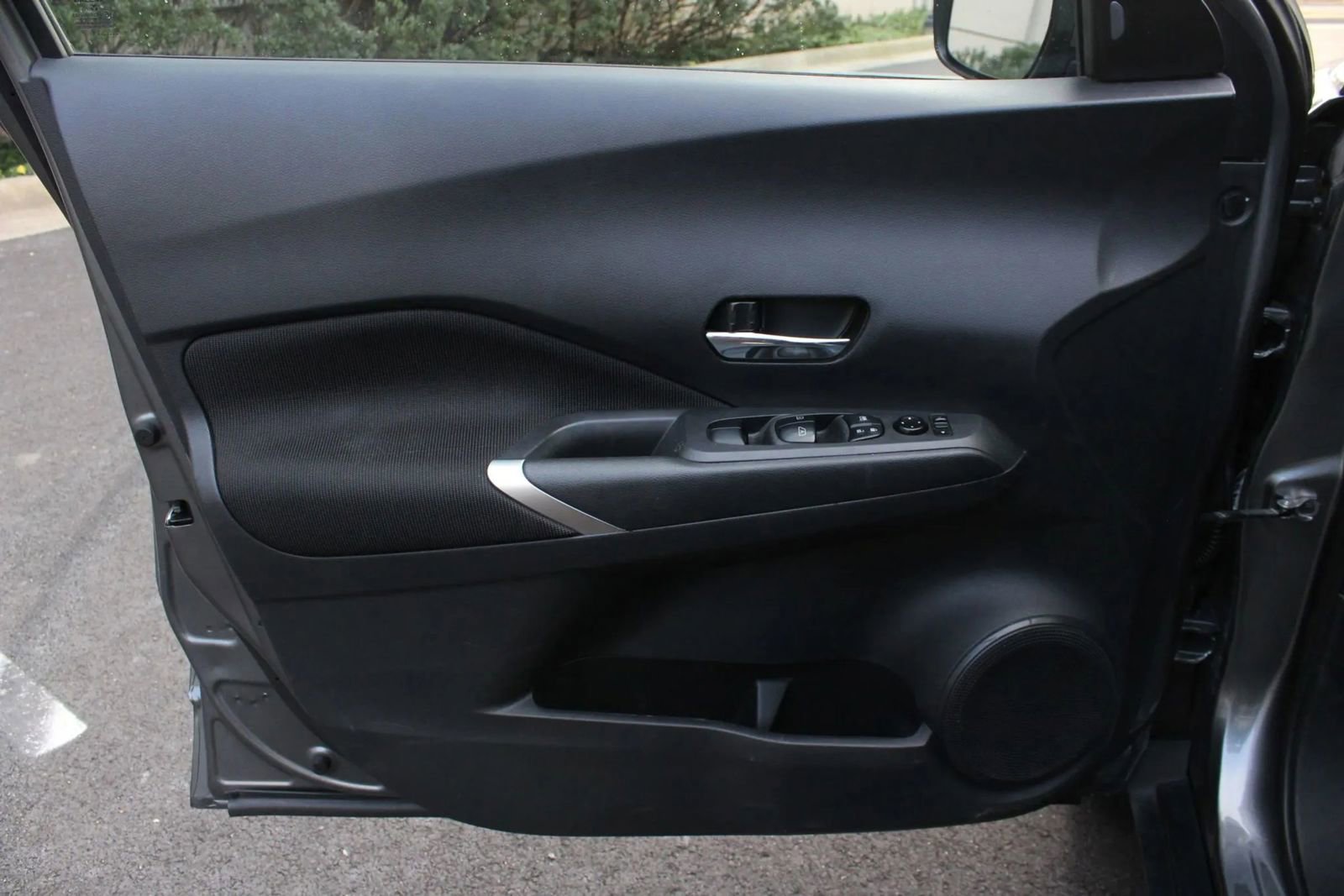 Used 2021 Nissan Kicks SV image 13