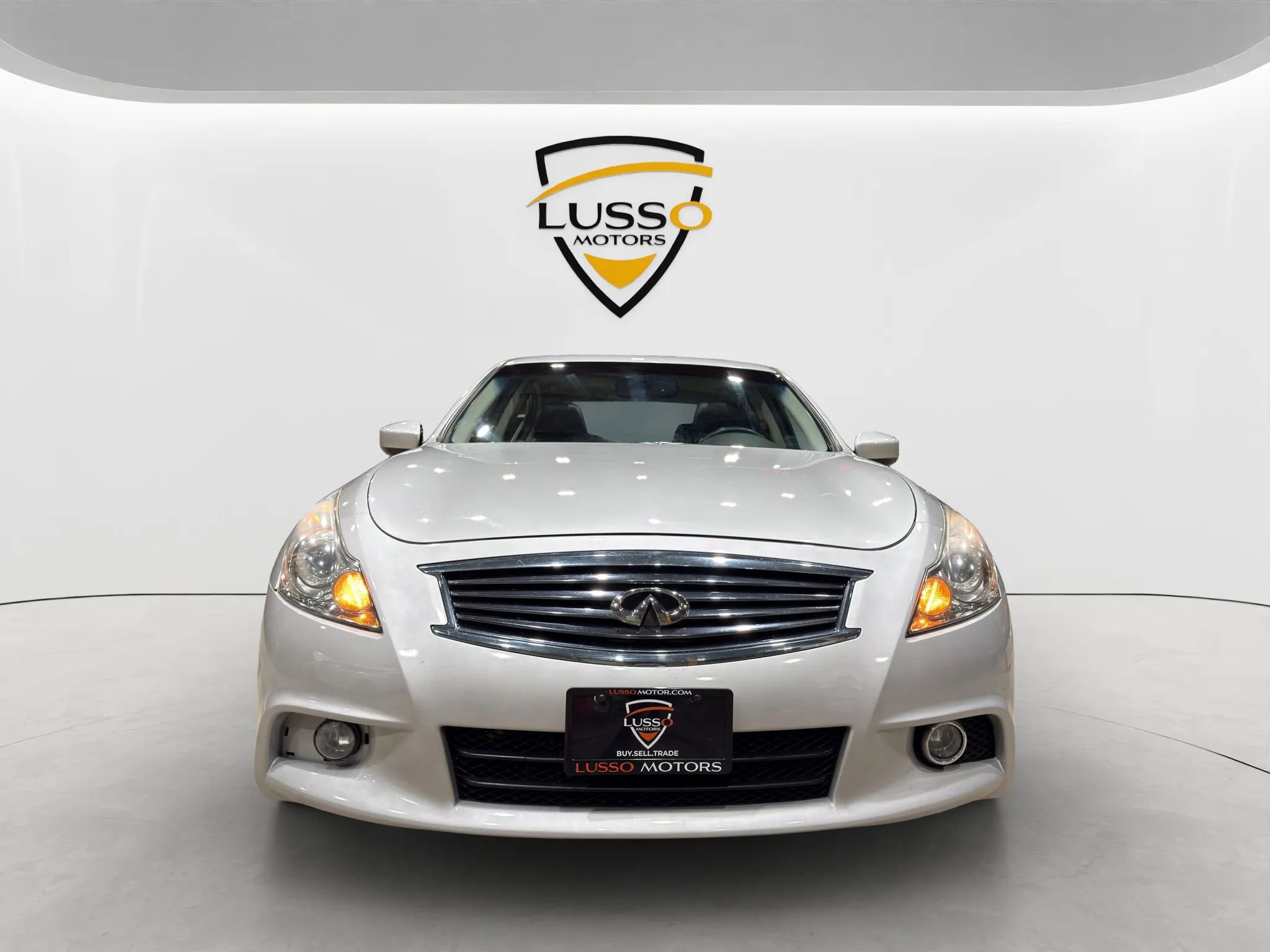 Used 2013 INFINITI G37 Journey w/ Premium Pkg image 7