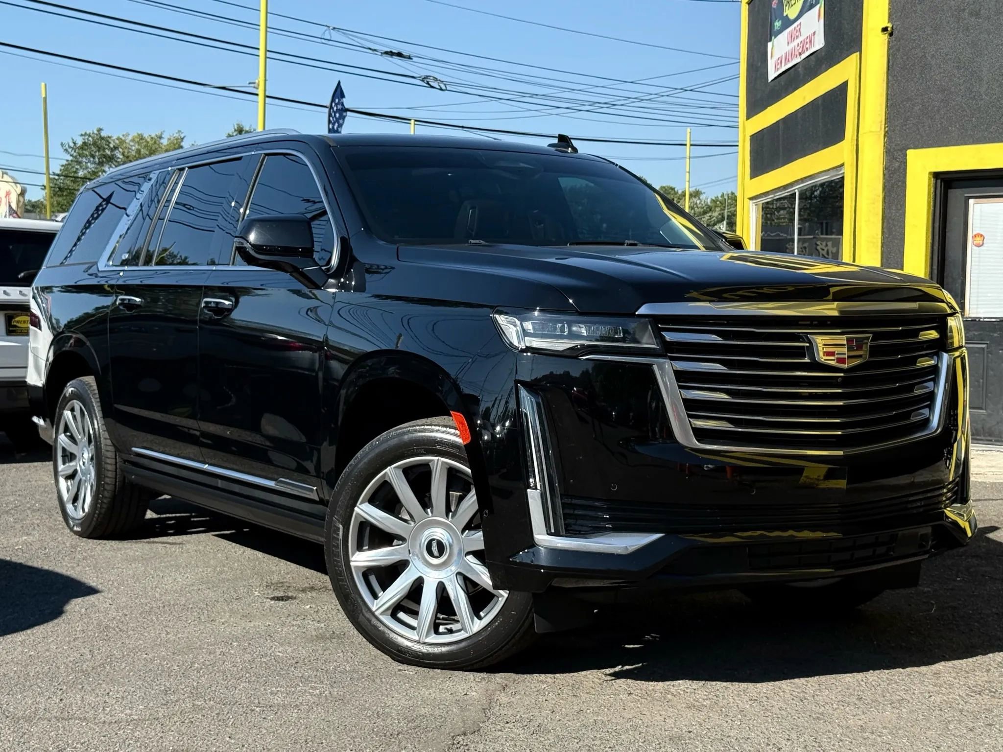 Used 2021 Cadillac Escalade ESV Premium Luxury Platinum w/ Heavy-Duty Trailer Package