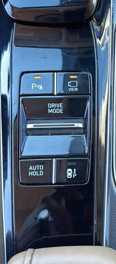 Used 2022 Hyundai Sonata Limited image 19