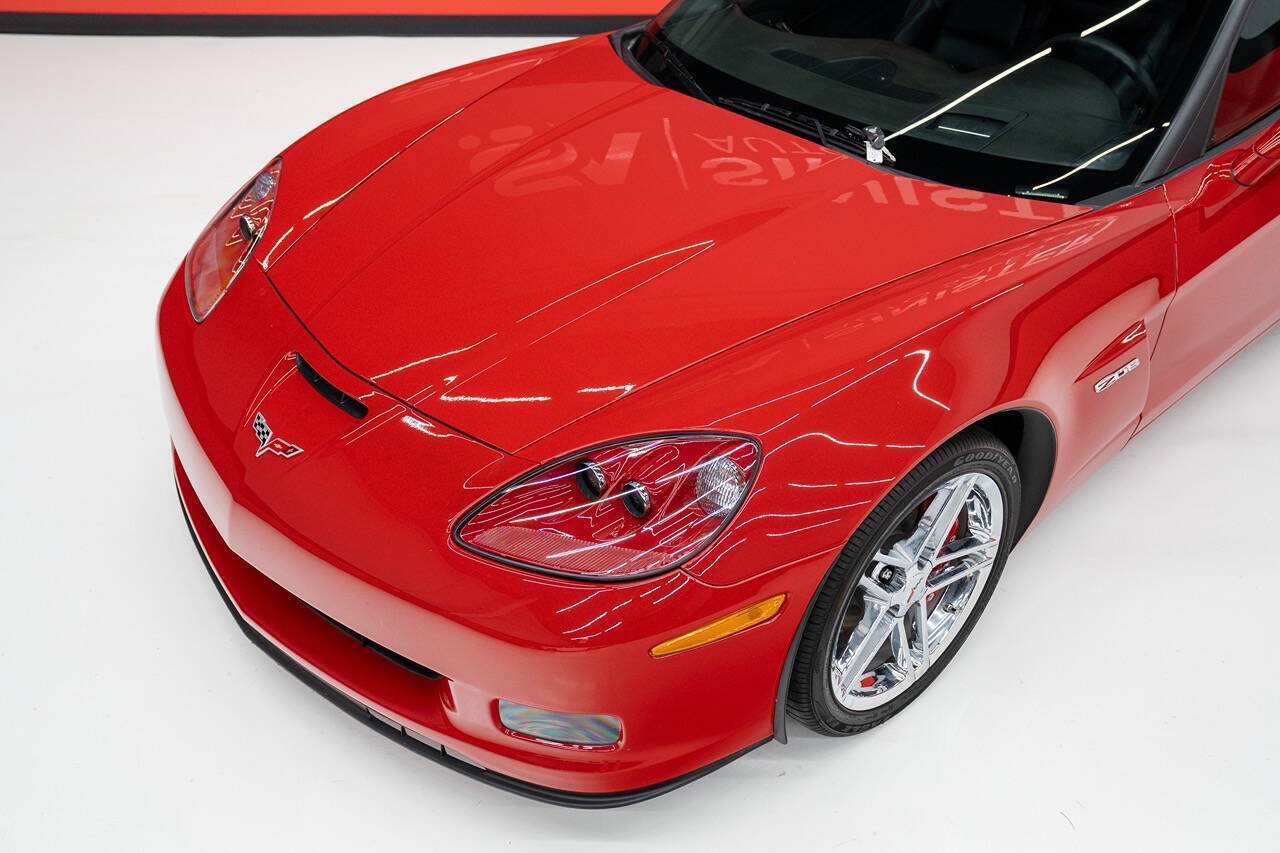 Used 2007 Chevrolet Corvette Z06 w/ Preferred Equipment Group RWD image 4