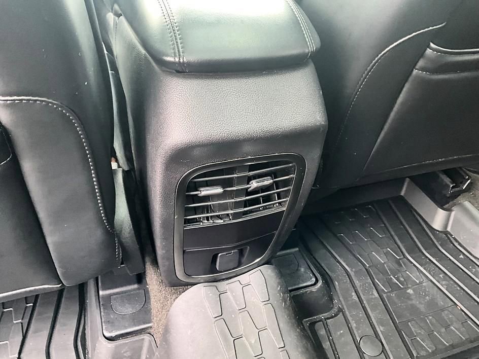 Used 2015 Lincoln MKC FWD w/ Equipment Group 101A Select image 28