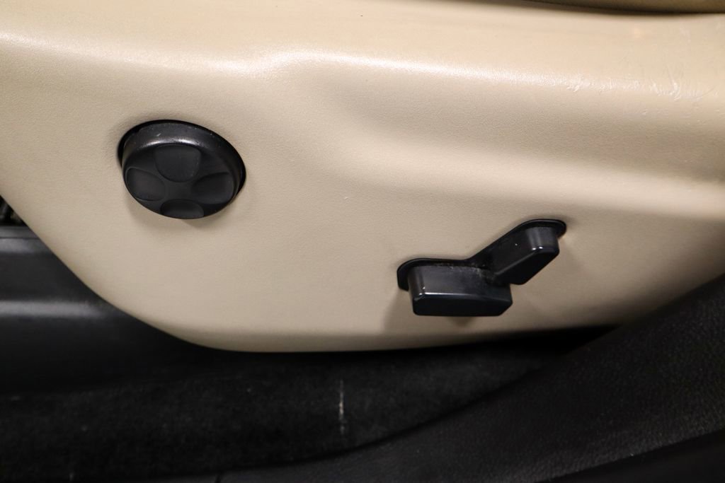 Used 2014 Dodge Durango Limited image 26