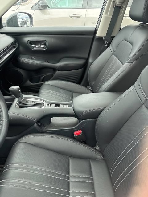 Used 2026 Honda HR-V EX-L image 13