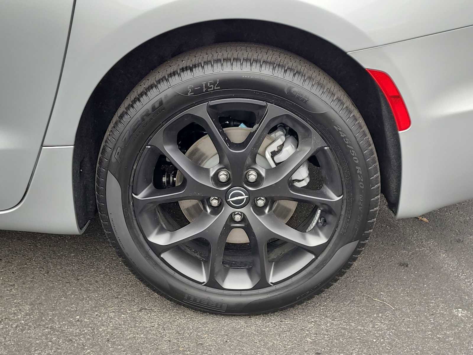 New 2026 Chrysler Pacifica Select w/ S Appearance Package image 16