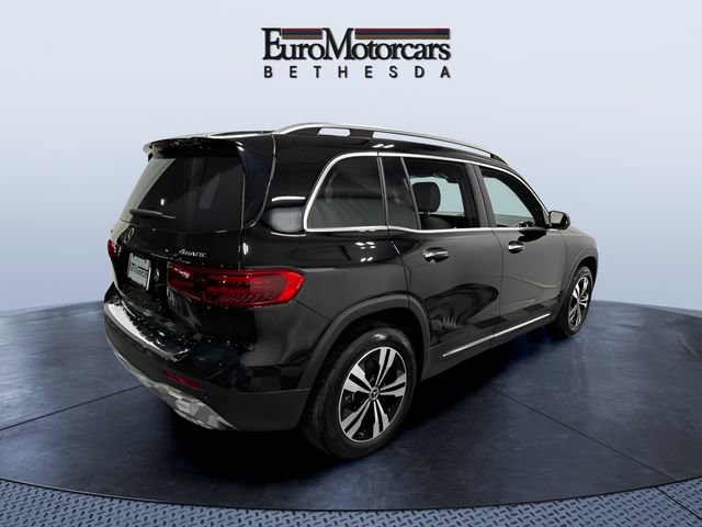 Used 2025 Mercedes-Benz GLB 250 4MATIC image 5