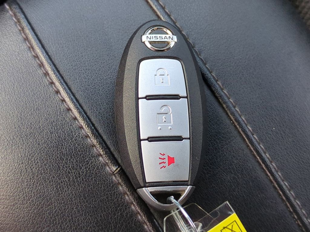 Certified 2018 Nissan Rogue Sport SV image 25