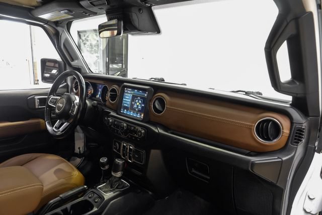 Used 2020 Jeep Gladiator Overland AWD/4WD image 19