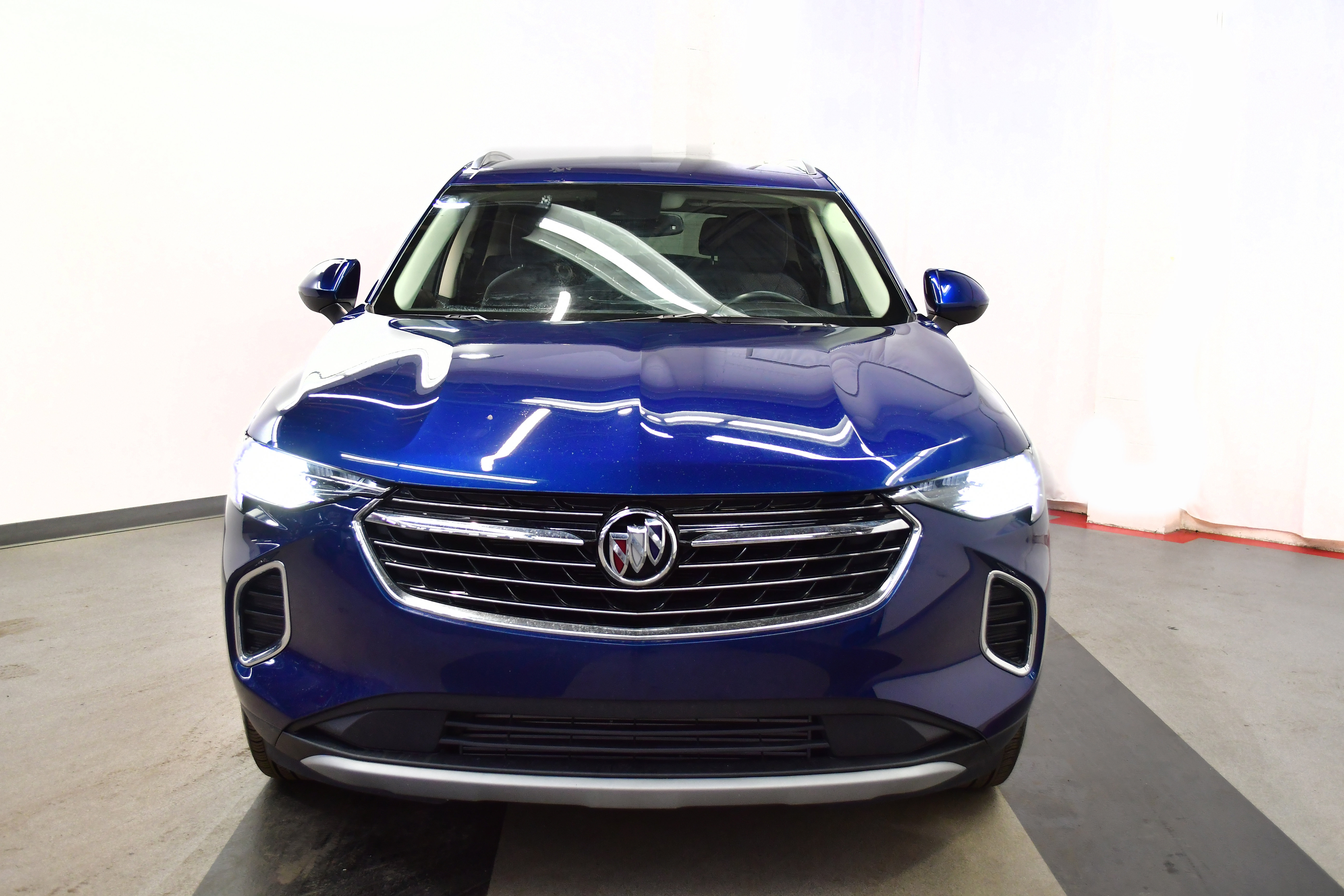 Used 2022 Buick Envision Preferred image 3