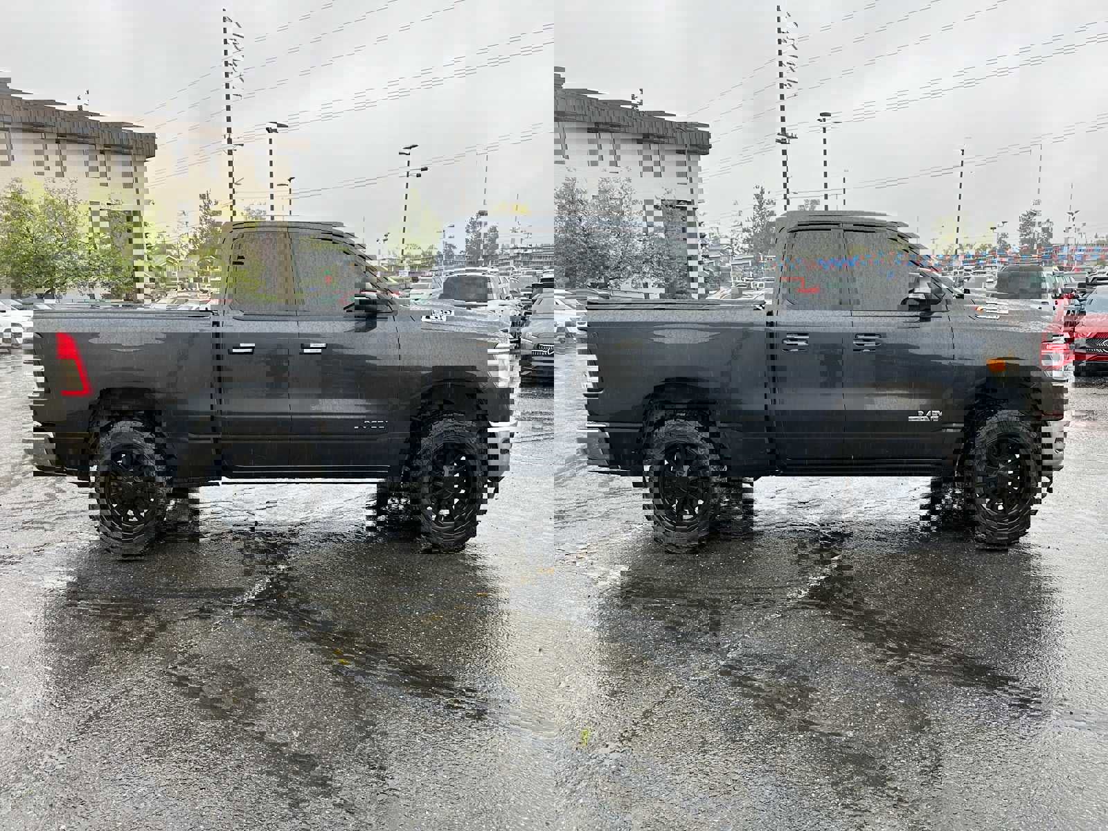 Used 2020 RAM 1500 Big Horn image 2