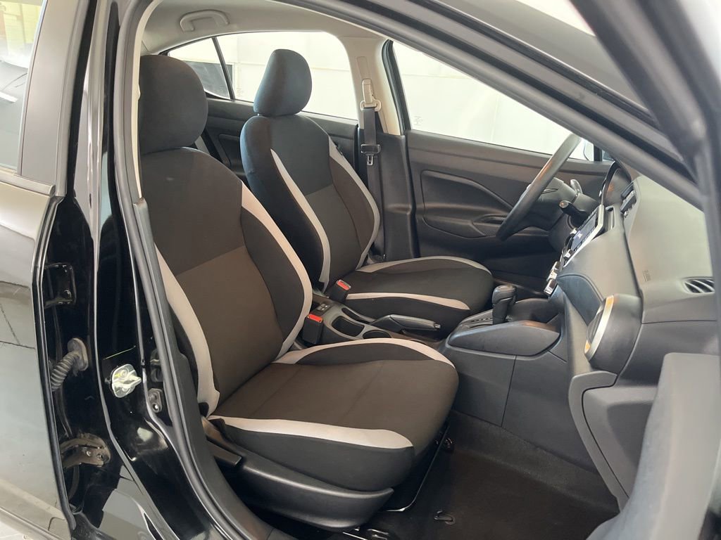 Used 2025 Nissan Versa S FWD image 19
