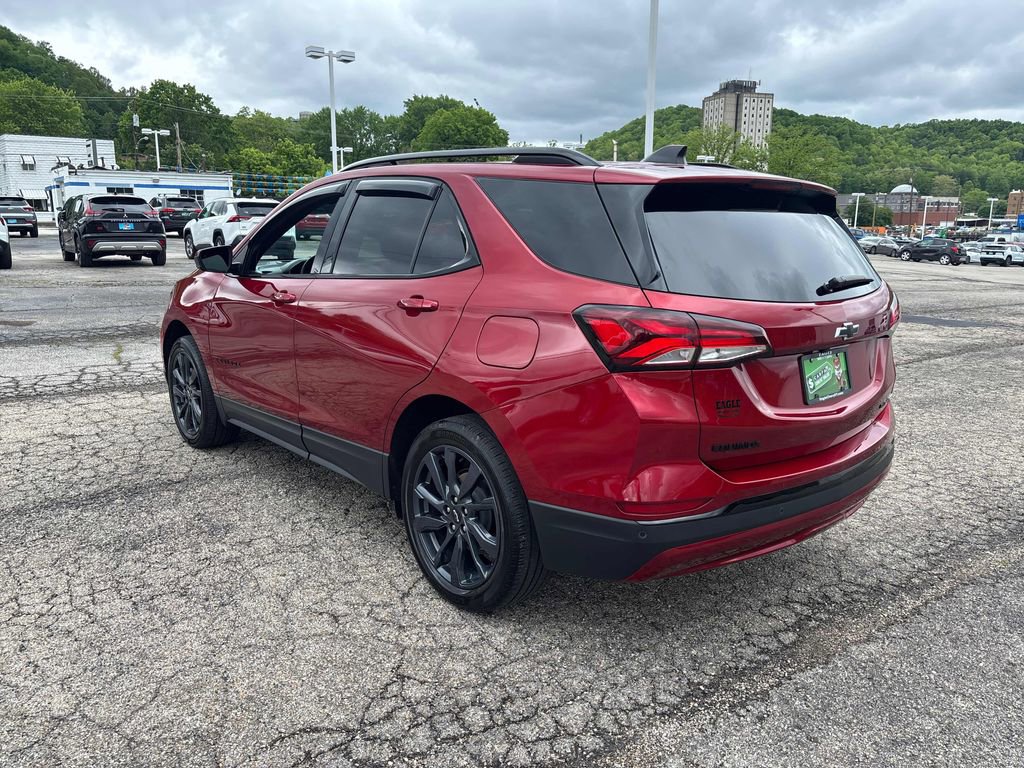 Used 2024 Chevrolet Equinox RS AWD/4WD image 3