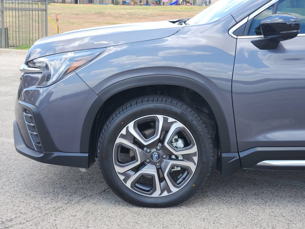 Used 2025 Subaru Ascent Touring AWD/4WD image 7