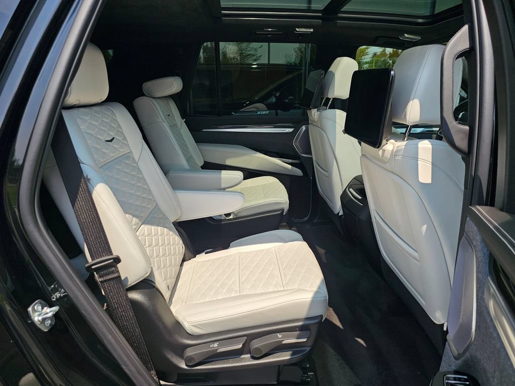 Certified 2026 Cadillac Escalade V w/ LPO, Floor Liner Package AWD/4WD image 12