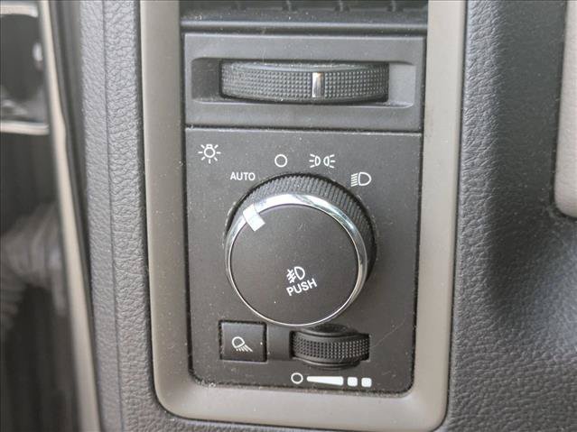 Used 2012 RAM 1500 Express RWD image 12