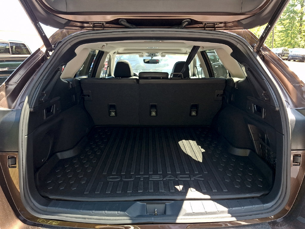 Used 2021 Subaru Outback Limited XT AWD/4WD image 30