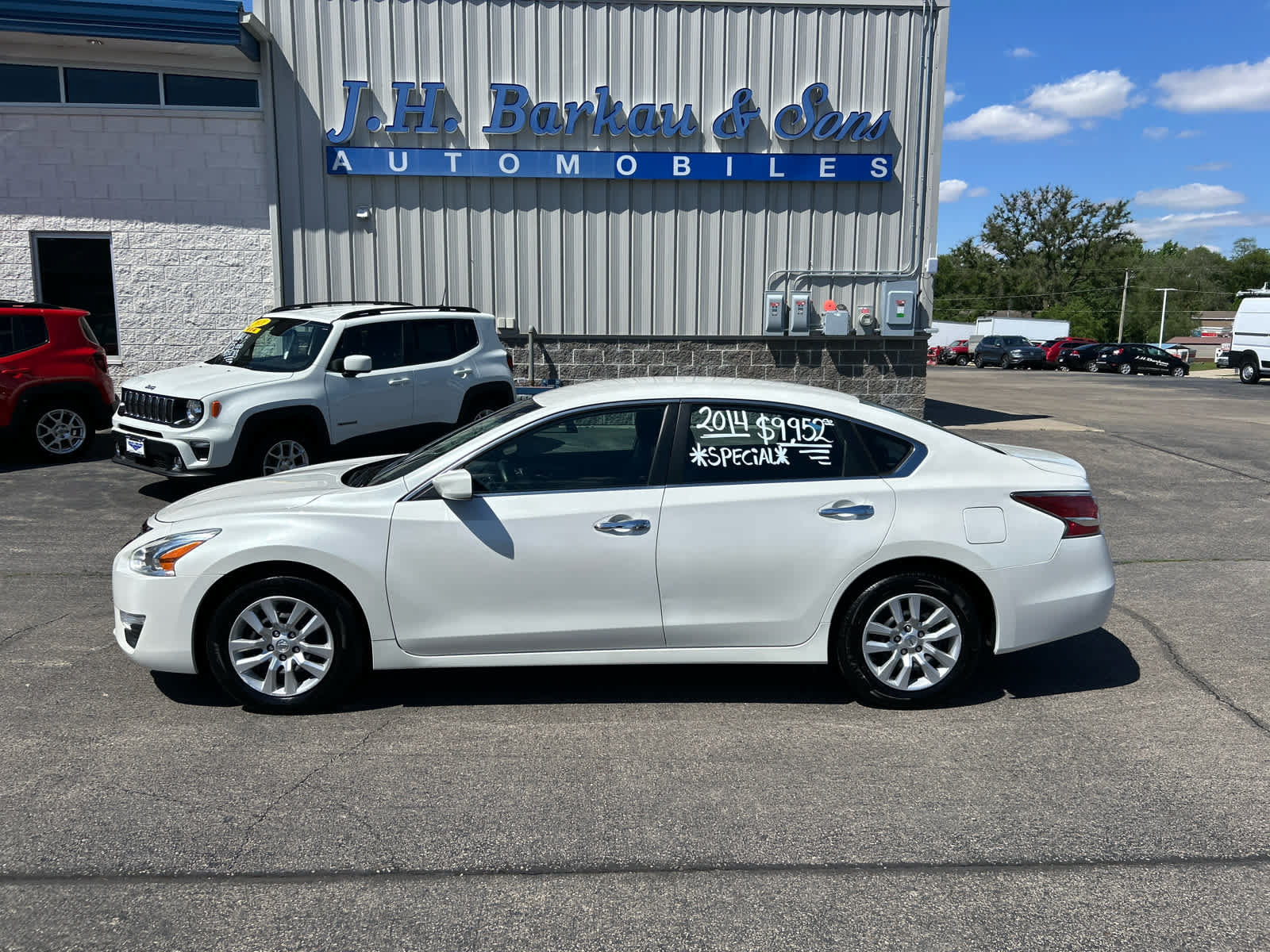 Used 2014 Nissan Altima 2.5 S FWD image 6