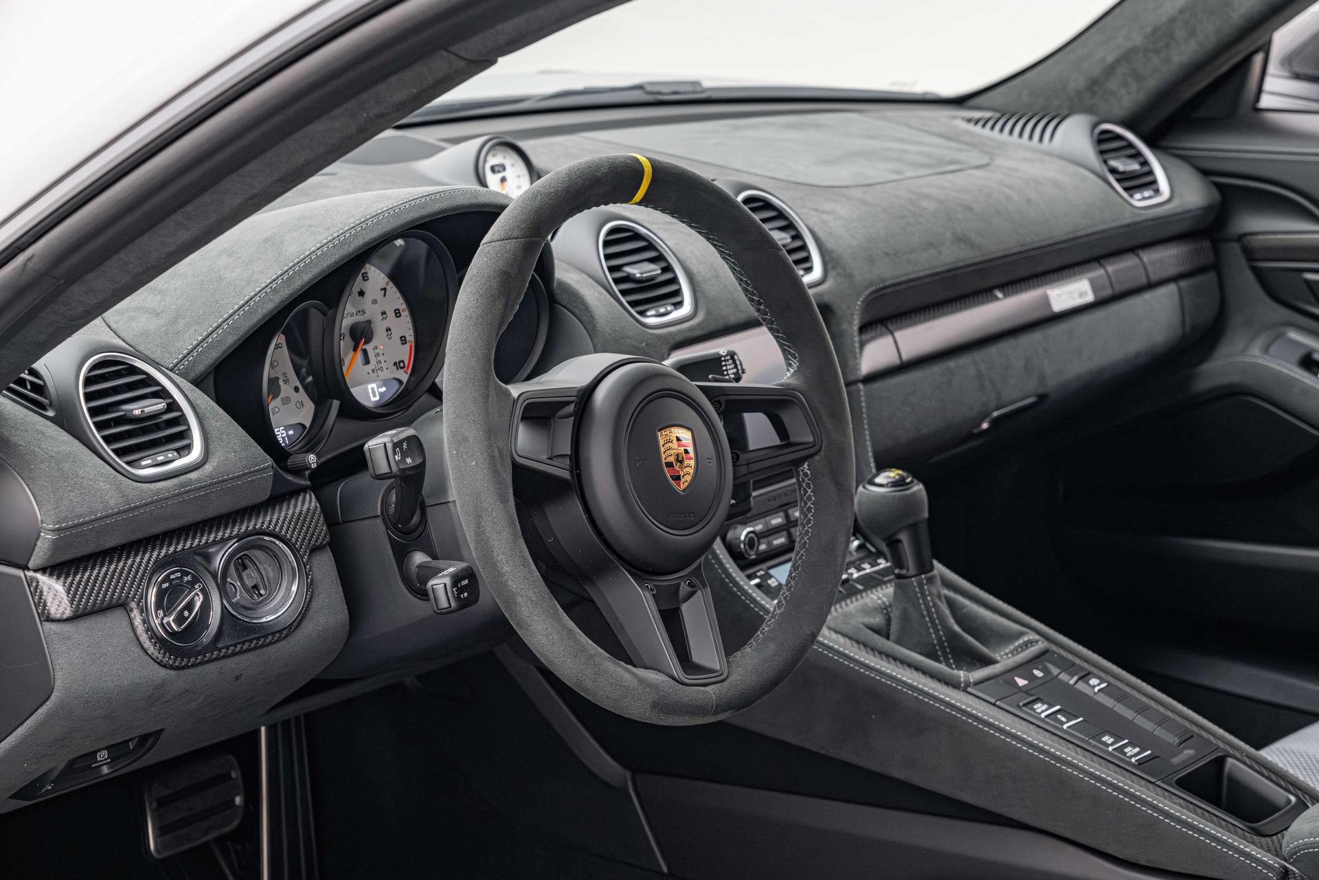 Used 2023 Porsche 718 Cayman GT4 RS RWD image 38