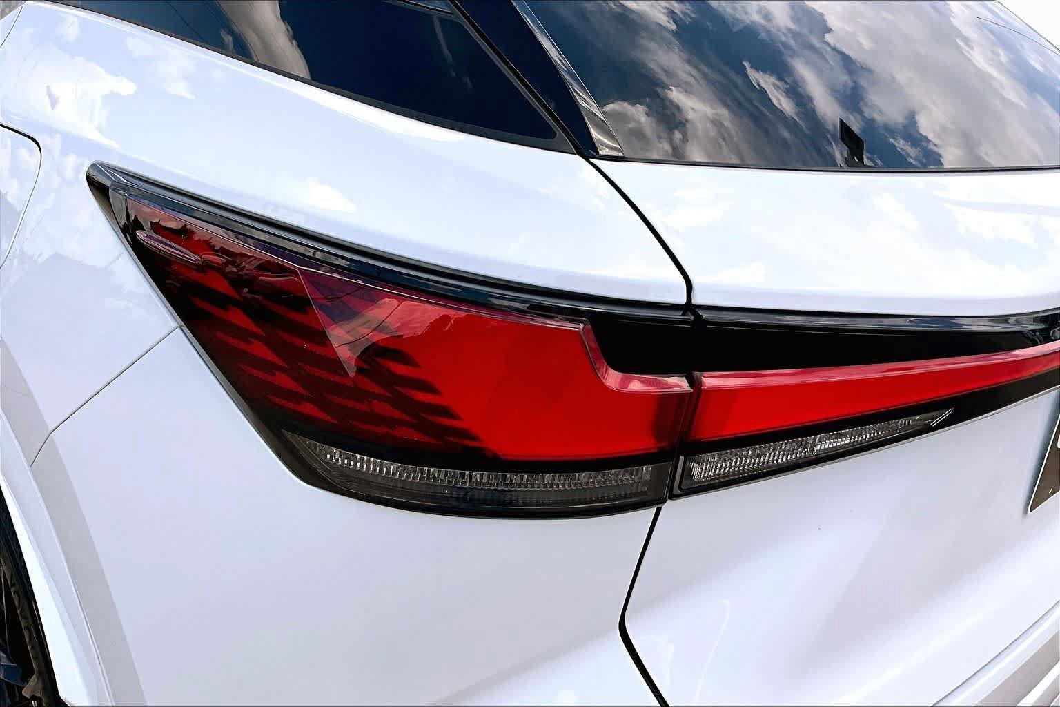 Used 2024 Lexus RX 500h F Sport AWD/4WD image 28