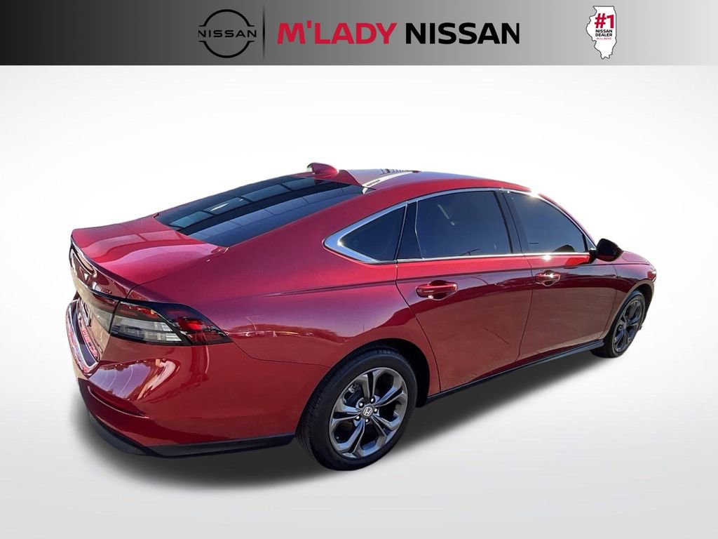 Used 2023 Honda Accord EX image 4