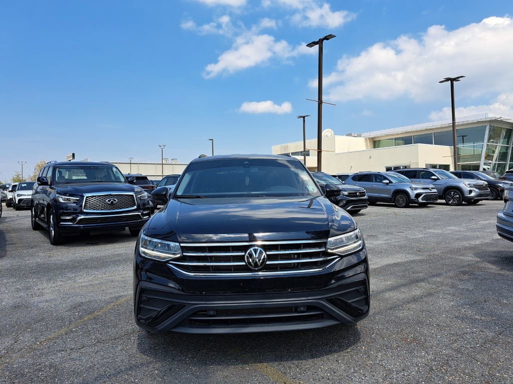 Used 2024 Volkswagen Tiguan S w/ MDO Package, Three-Row image 2
