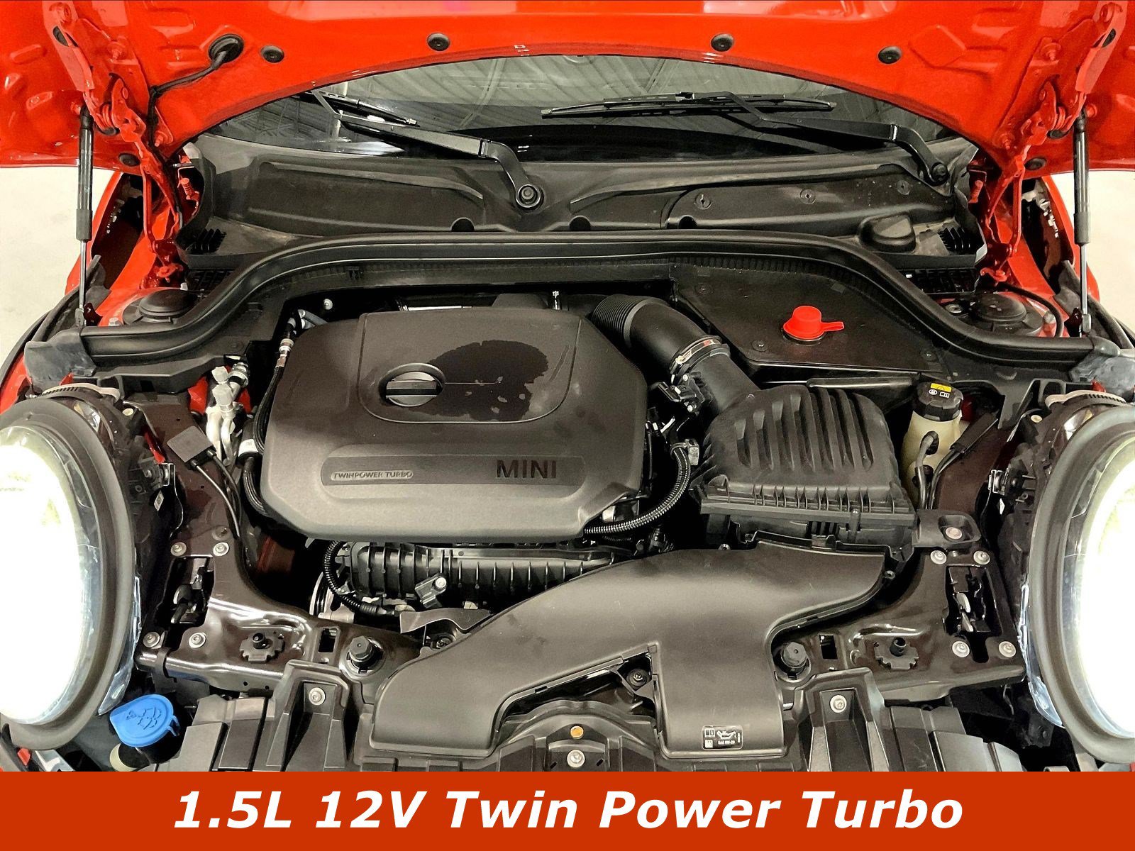 Used 2021 MINI Cooper 4-Door Hardtop FWD image 29