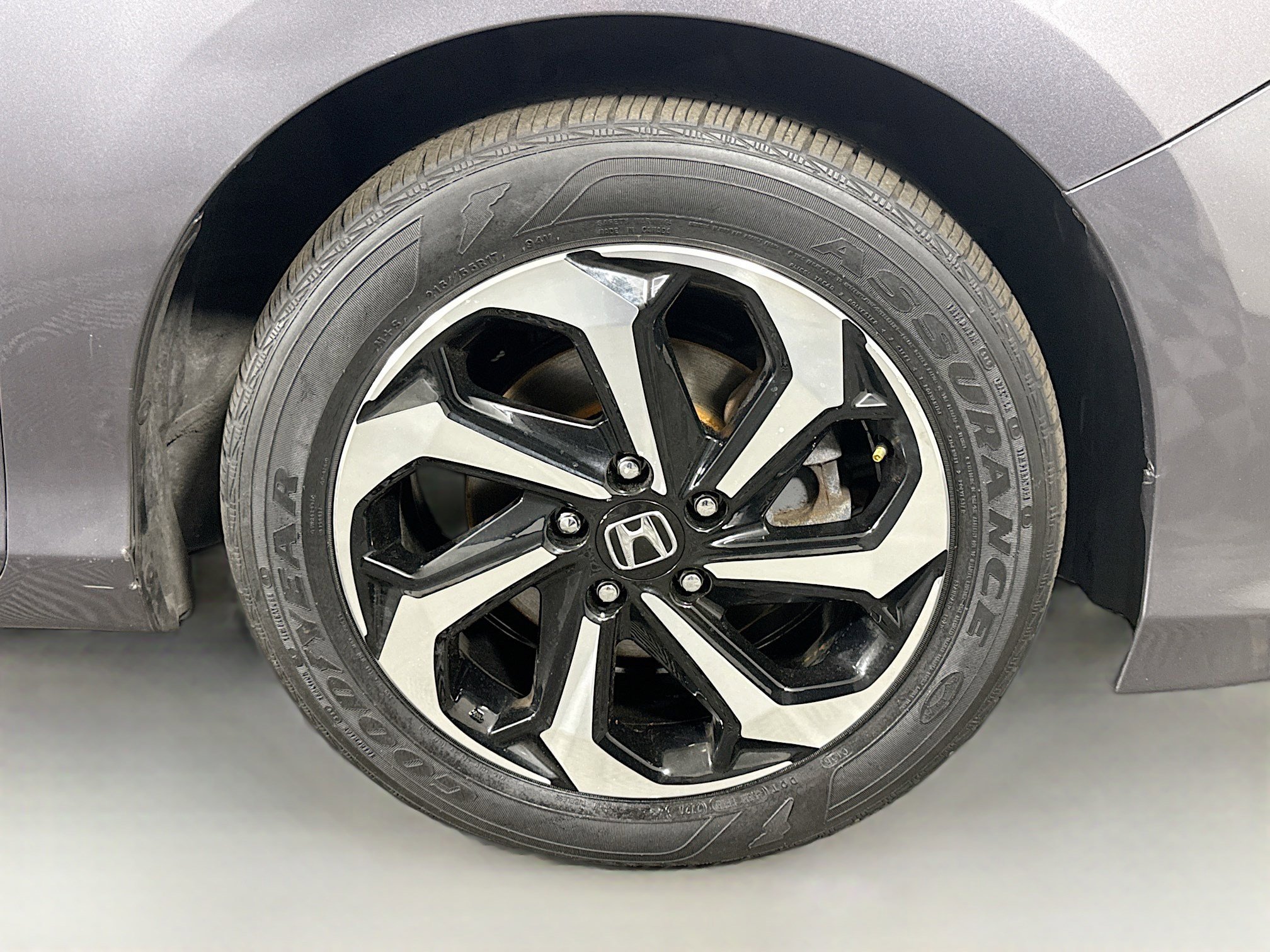 Used 2017 Honda Accord EX image 32