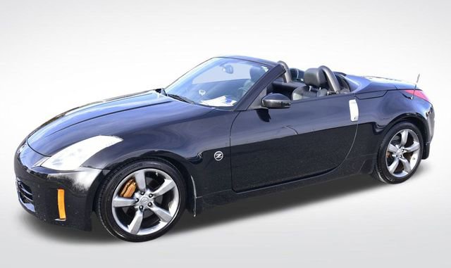 Used 2006 Nissan 350Z Grand Touring image 2