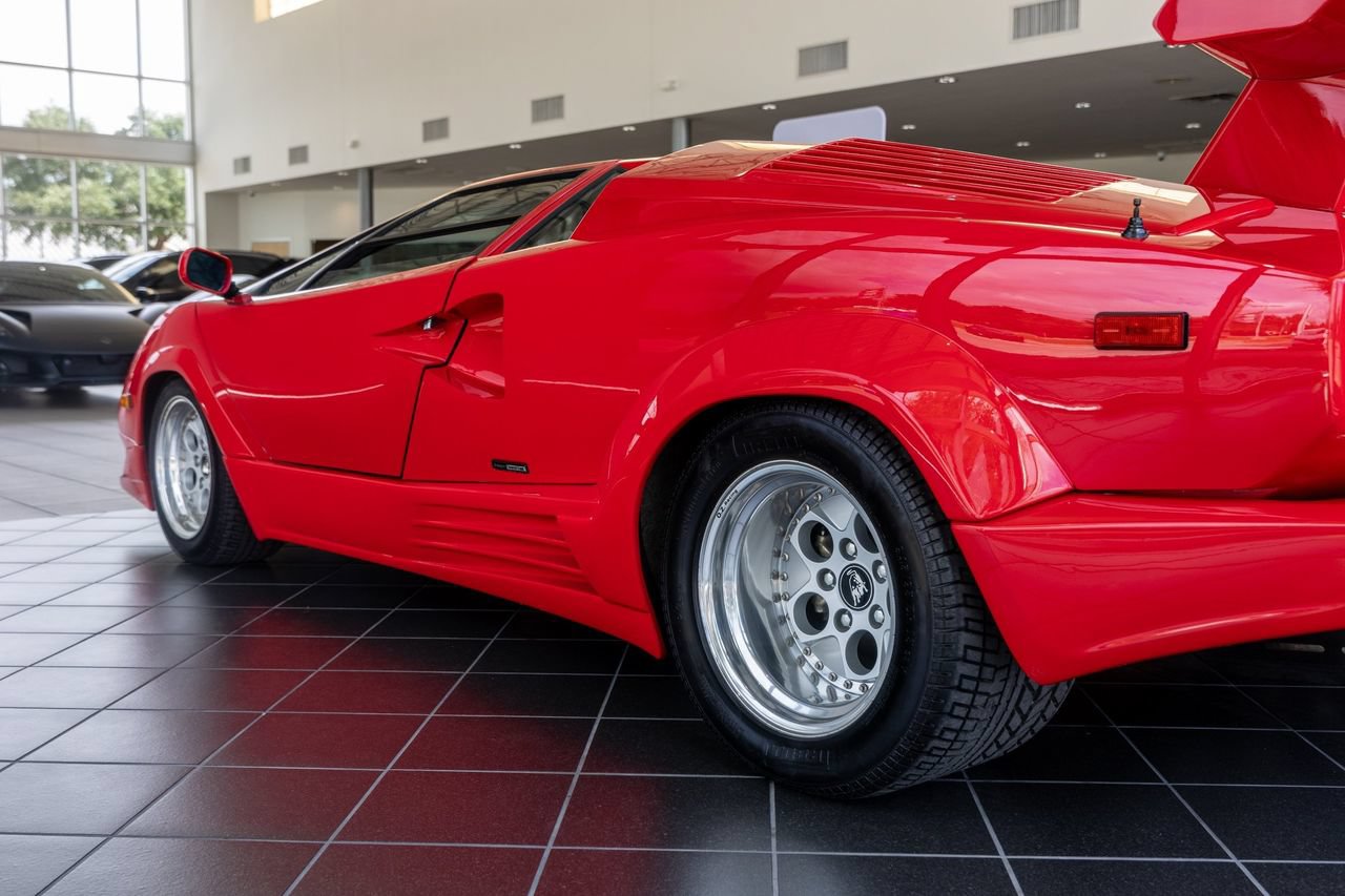 Used 1989 Lamborghini Countach Coupe RWD image 6