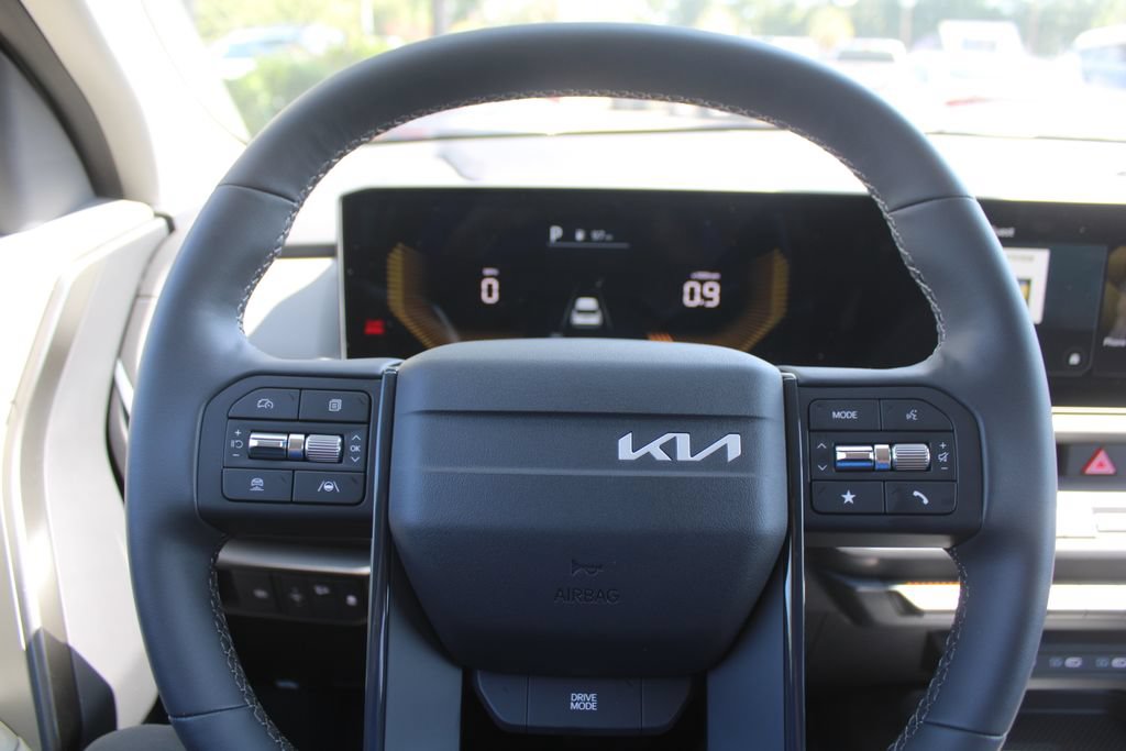 New 2027 Kia Seltos S FWD image 25