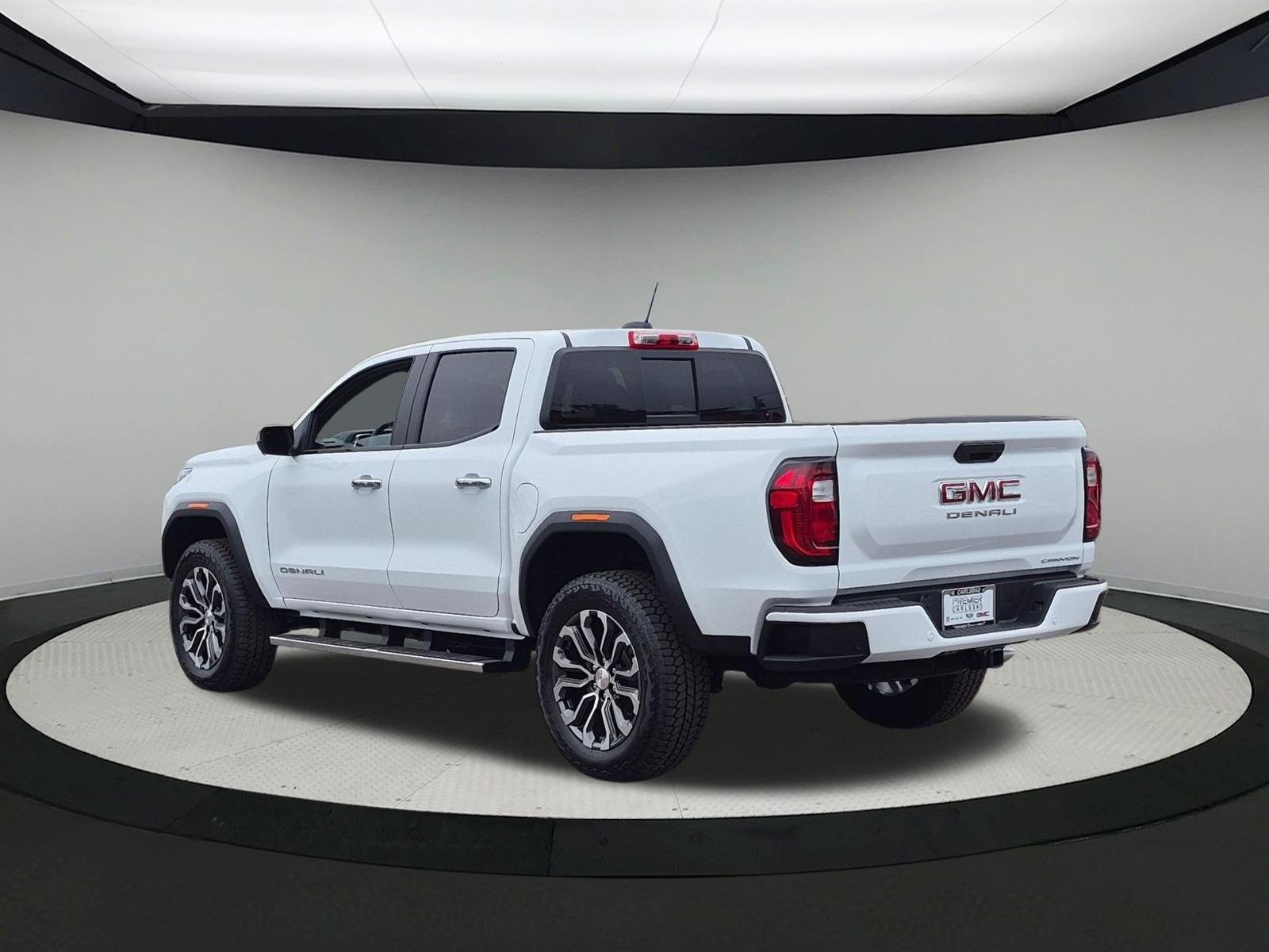New 2026 GMC Canyon Denali AWD/4WD image 3