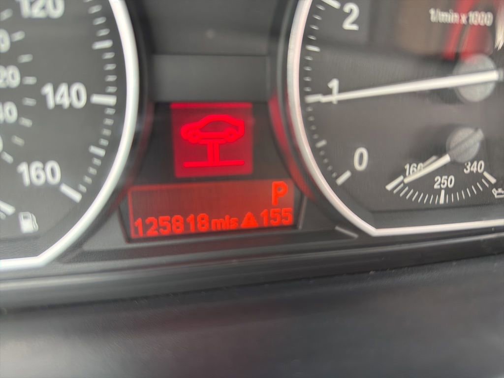 Used 2008 BMW 135i Coupe RWD image 16