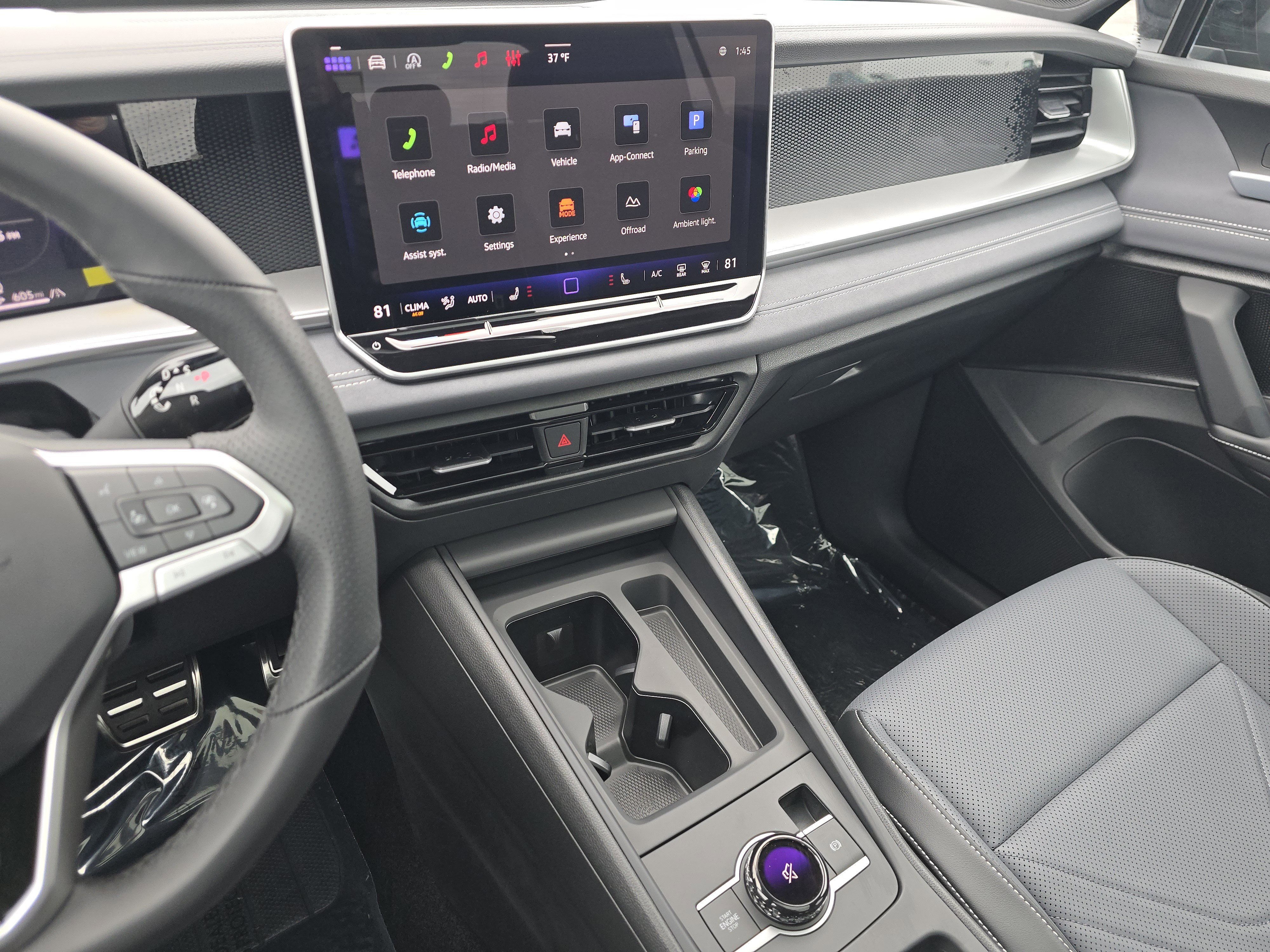 New 2026 Volkswagen Tiguan SE R-Line AWD/4WD image 24