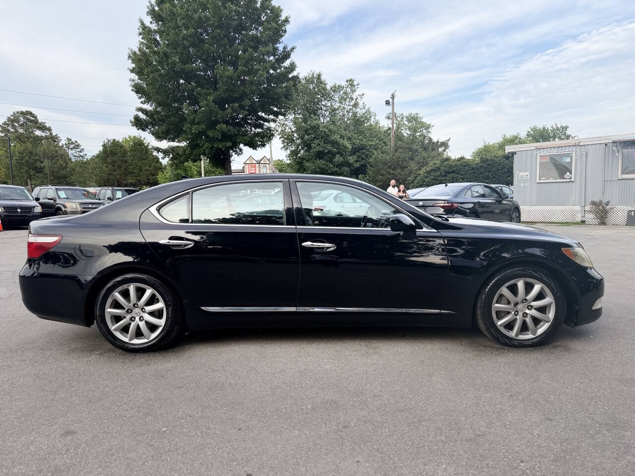 Used 2007 Lexus LS 460 L RWD image 4