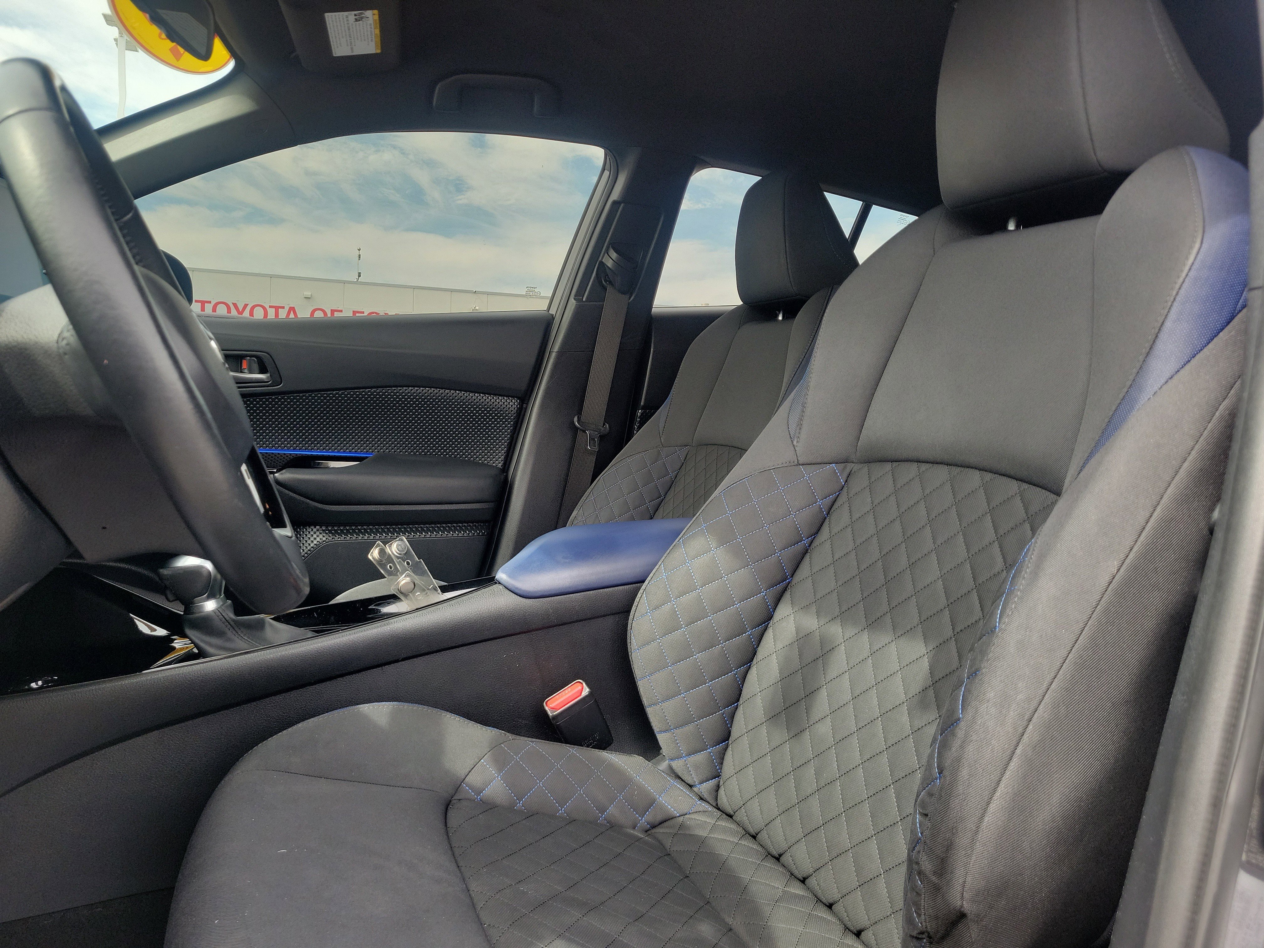 Used 2021 Toyota C-HR XLE image 17