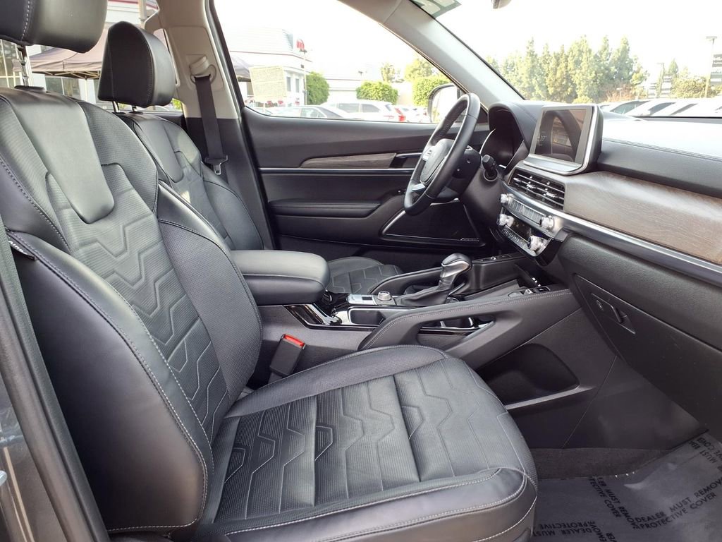 Certified 2022 Kia Telluride SX w/ SX Prestige Package image 9
