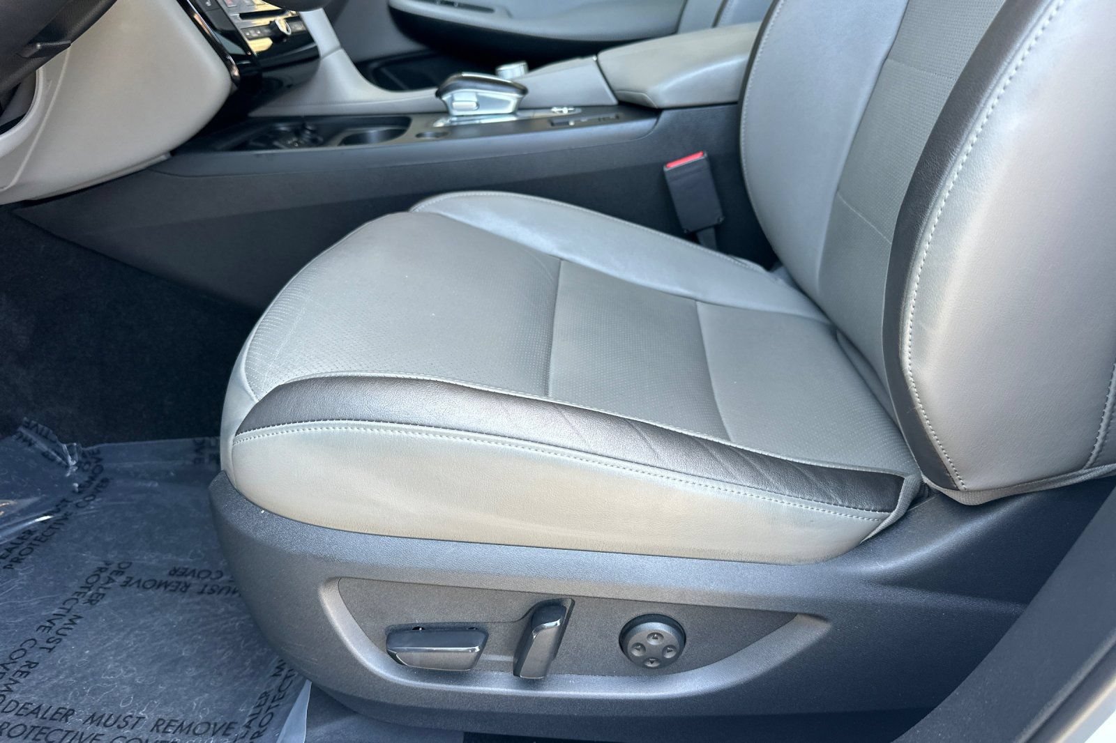 Used 2023 INFINITI QX50 Luxe FWD image 13