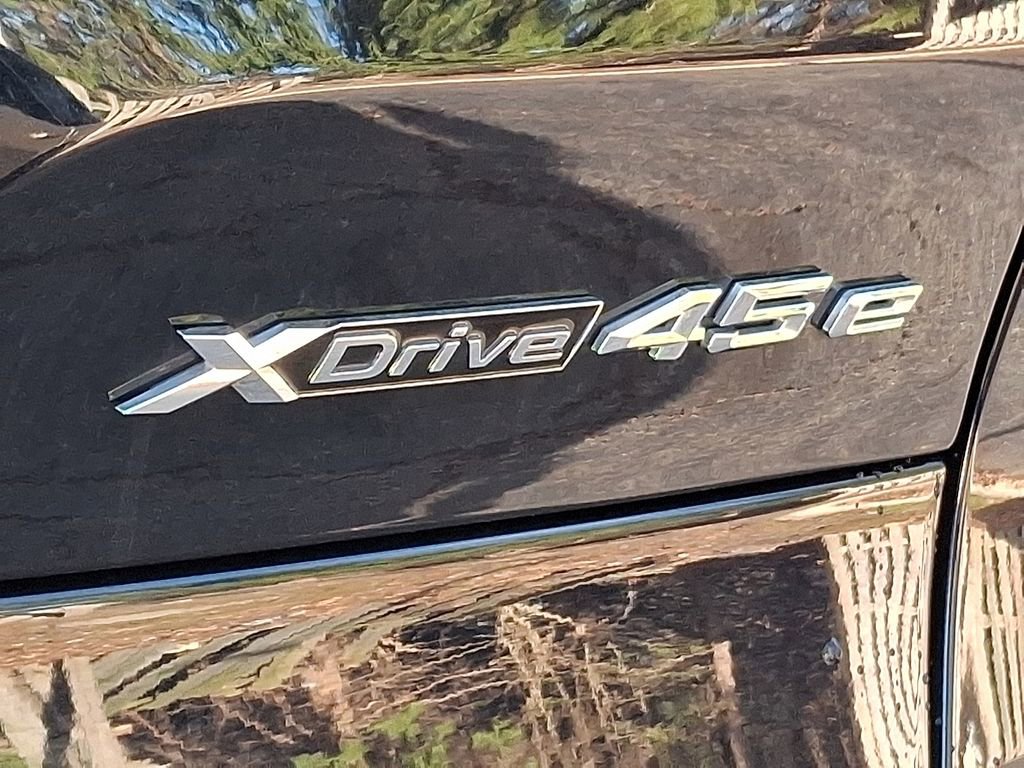 Certified 2023 BMW X5 xDrive45e w/ Executive Package image 30