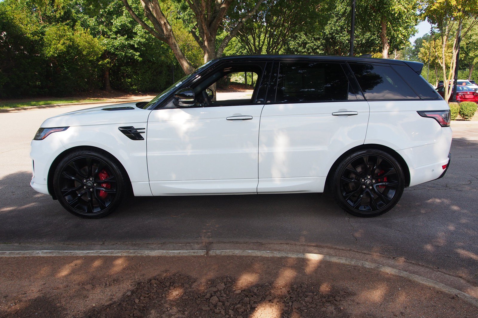 Used 2022 Land Rover Range Rover Sport HST AWD/4WD image 4