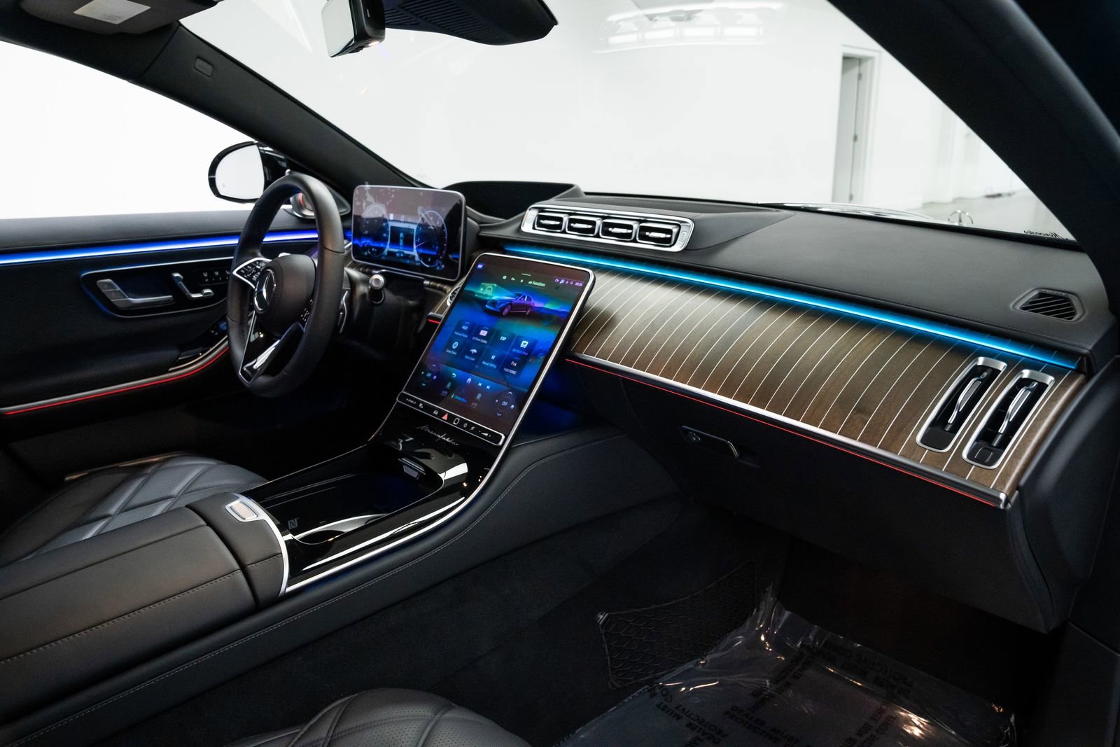 Used 2023 Mercedes-Benz Maybach S 680 4MATIC image 32