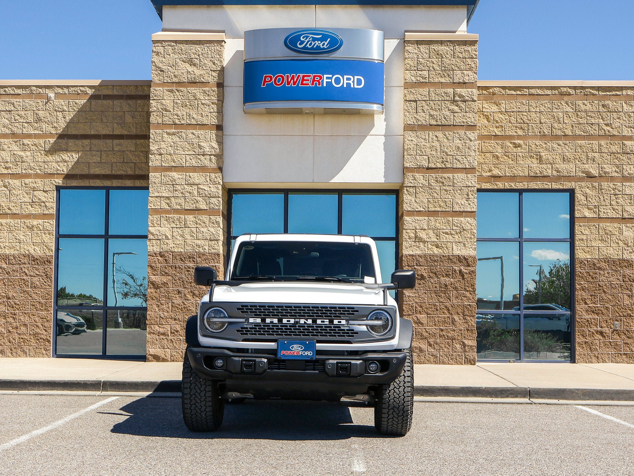 New 2026 Ford Bronco Badlands AWD/4WD image 3